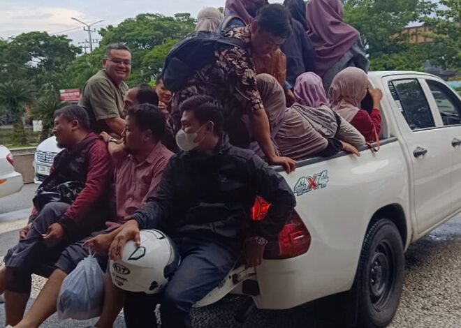 Mendedikasikan Diri di Balik Genangan Rob: Kisah Inspiratif Dokter, Nakes, dan Karyawan RSI Sultan Agung