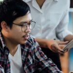 Benarkah Zuhud Bikin Pemuda Muslim Tertinggal? Rekonstruksi Makna Zuhud untuk Mentalitas Generasi Z