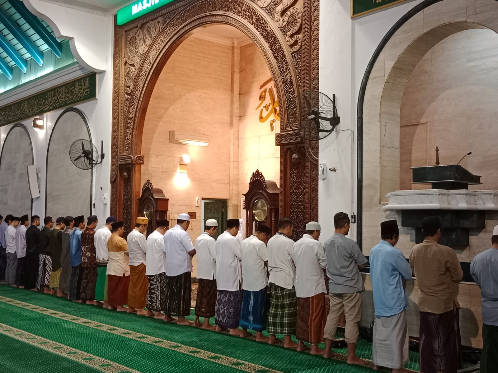 Berburu Lailatul Qadar, Masjid Agung Jawa Tengah Dipadati Jamaah Iktikaf